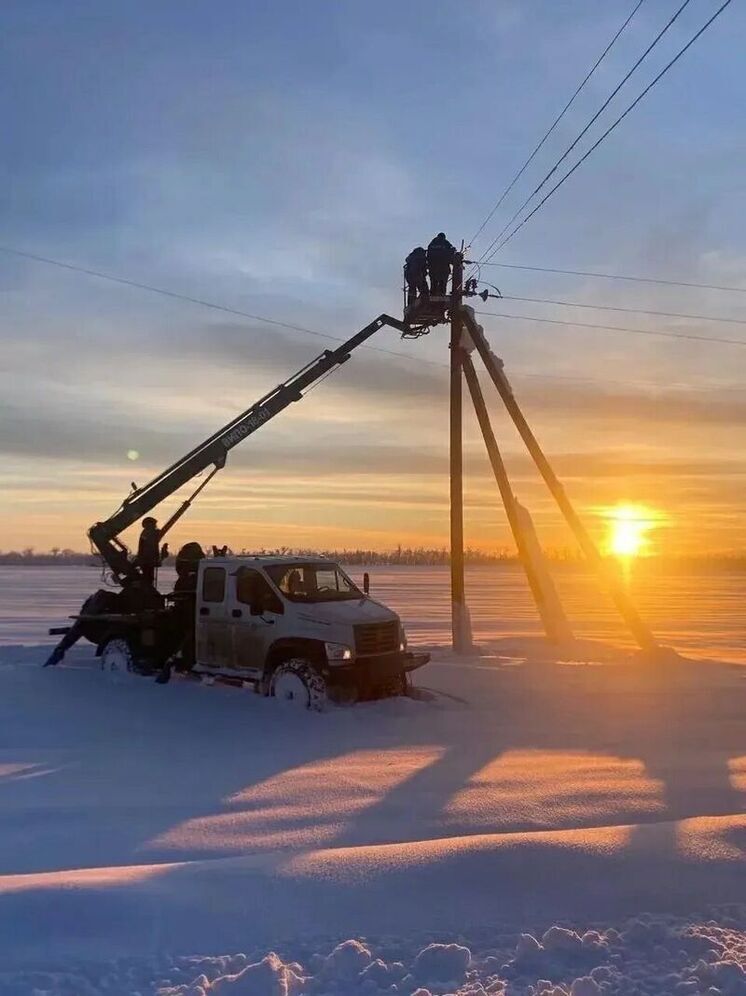 Астраханские энергетики помогли восстановить свет после разгула стихии в Адыгее