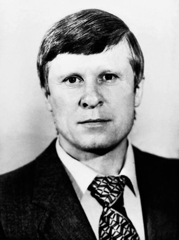 В последний путь проводили Почётного гражданина Шахтерска Анатолия Ростовского