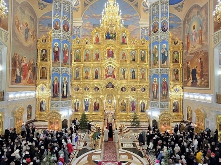 В кафедральном соборе Архангельска прошла Рождественская служба