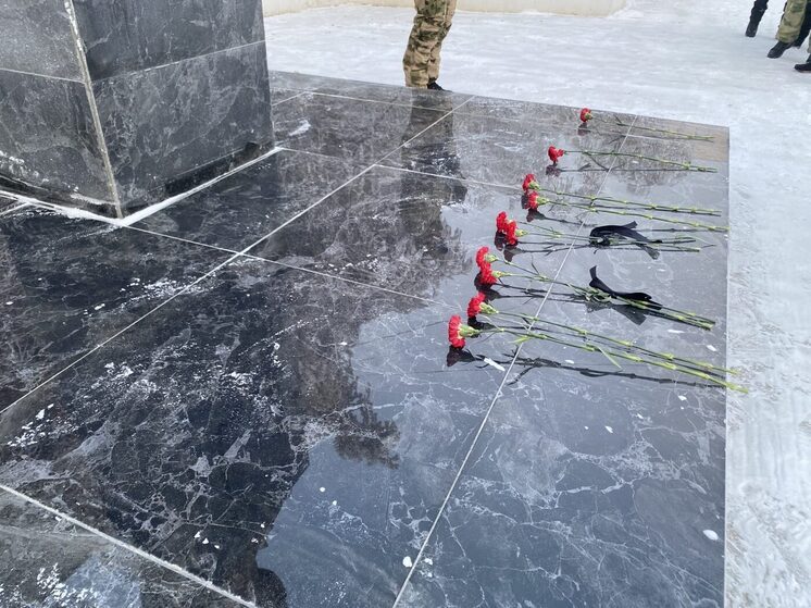 Росгвардейцы Якутии почтили память трагически погибших на территории Чеченской республики коллег