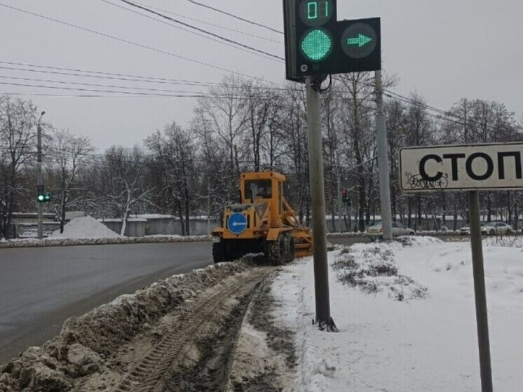 Почти 3 тысячи кубометров снега вывезли за сутки с улиц Тулы