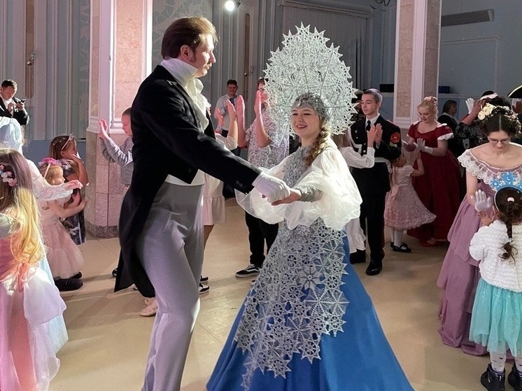 Костромичей приглашают на бал в резиденцию Снегурочки