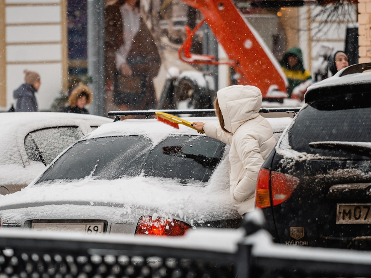 Тверским водителям напомнили, как заводить машину в мороз