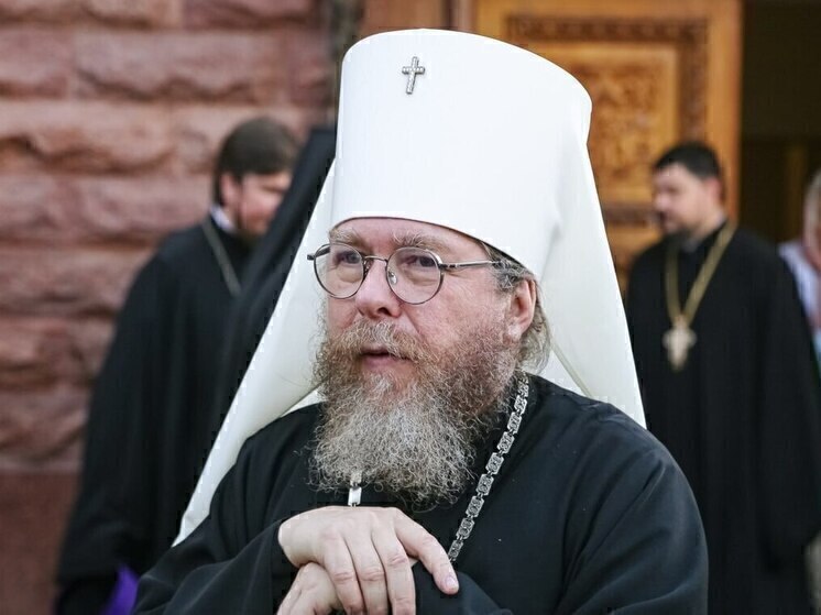 Митрополит Симферопольский и Крымский Тихон поздравил верующих с Рождеством