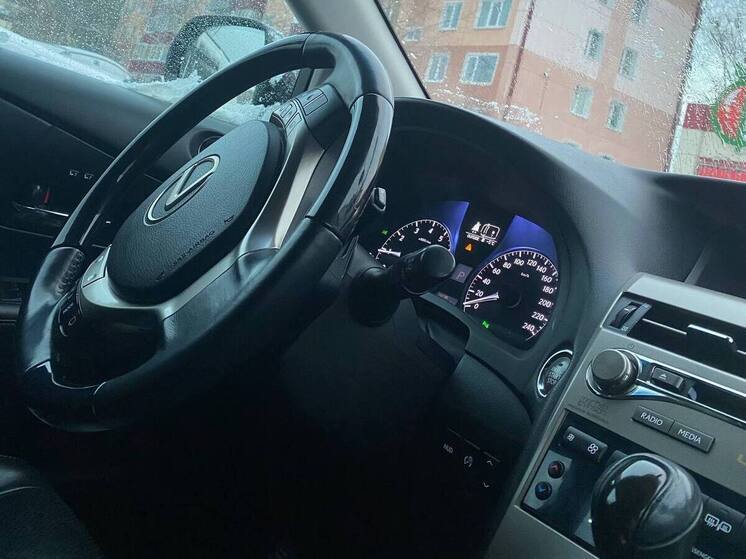 Мурманские полицейские посоветовали жителям не оставлять ценные вещи в автомобилях