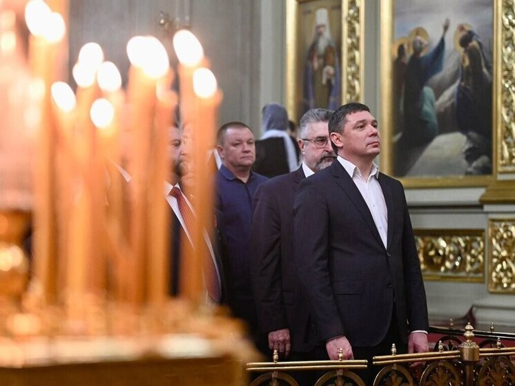 Вместе с паствой: Глава Тамбовской области встретил Рождество в кафедральном соборе