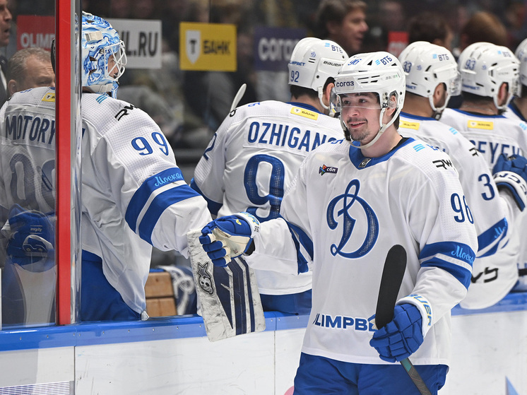 7 января 2026 года московское «Динамо» одержало победу над ХК «Сочи» со счётом 3:0 в заключительном матче выездной серии регулярного чемпионата КХЛ. Шайбы забросили Магомед Шараканов (3000-й гол клуба в КХЛ), Максим Комтуа и Антон Слепышев. Вратарь Владислав Подъяпольский отыграл «на ноль». Следующая игра — 12 января дома против «Торпедо».