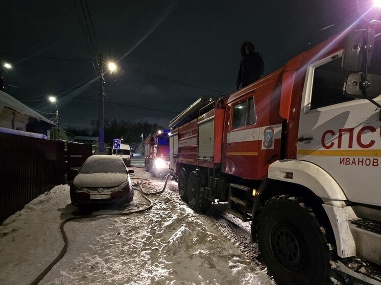 Сотрудники ивановской «скорой помощи» спасли в пожаре людей