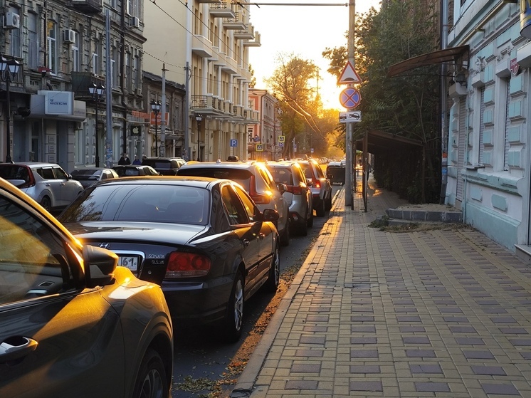 Водителей с иностранными номерами начнут штрафовать за тонированные окна в Ростовской области