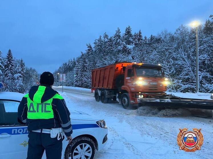 Тверских водителей просят не пользоваться машинами из-за непогоды