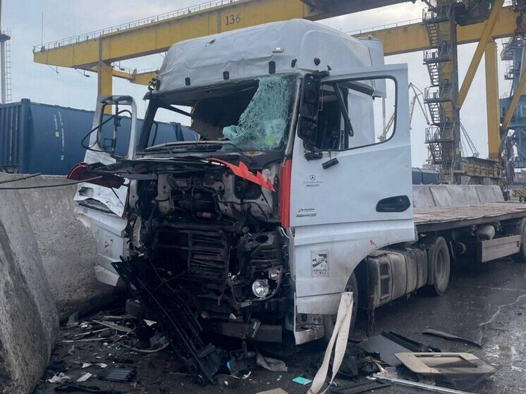 Кулеба: в двух портах Одесской области произошли разрушения после удара