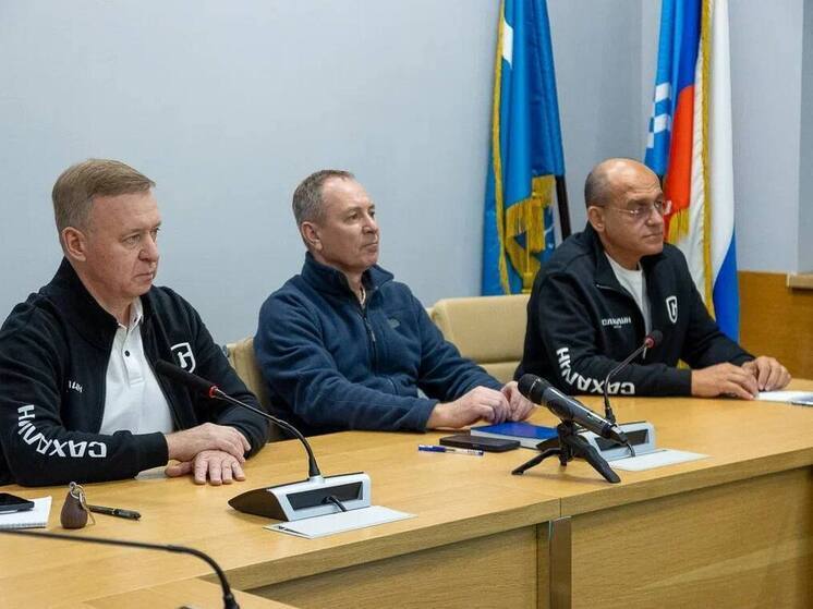 Мэр сообщил о работе оперативного штаба в связи с циклоном в Южно-Сахалинске