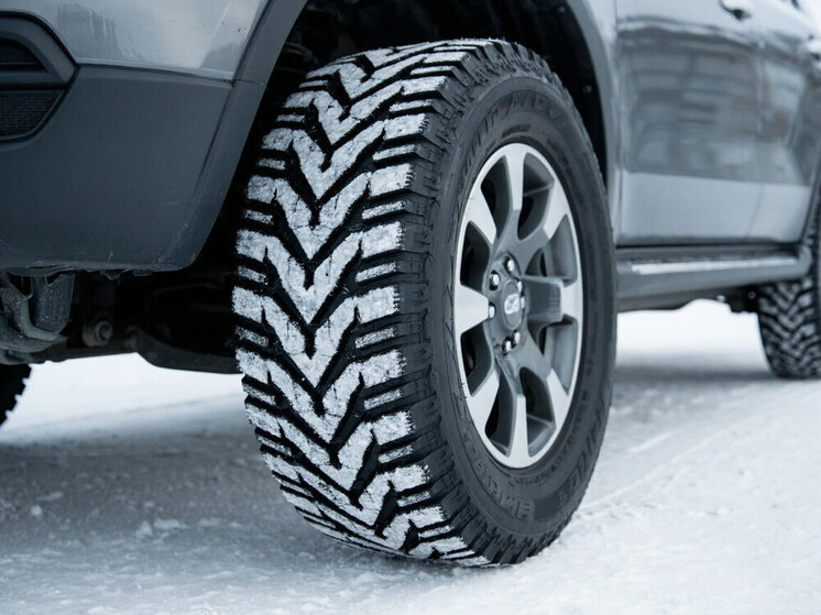 Новосибирцам рассказали, что с января ГИБДД усилила проверки зимних шин