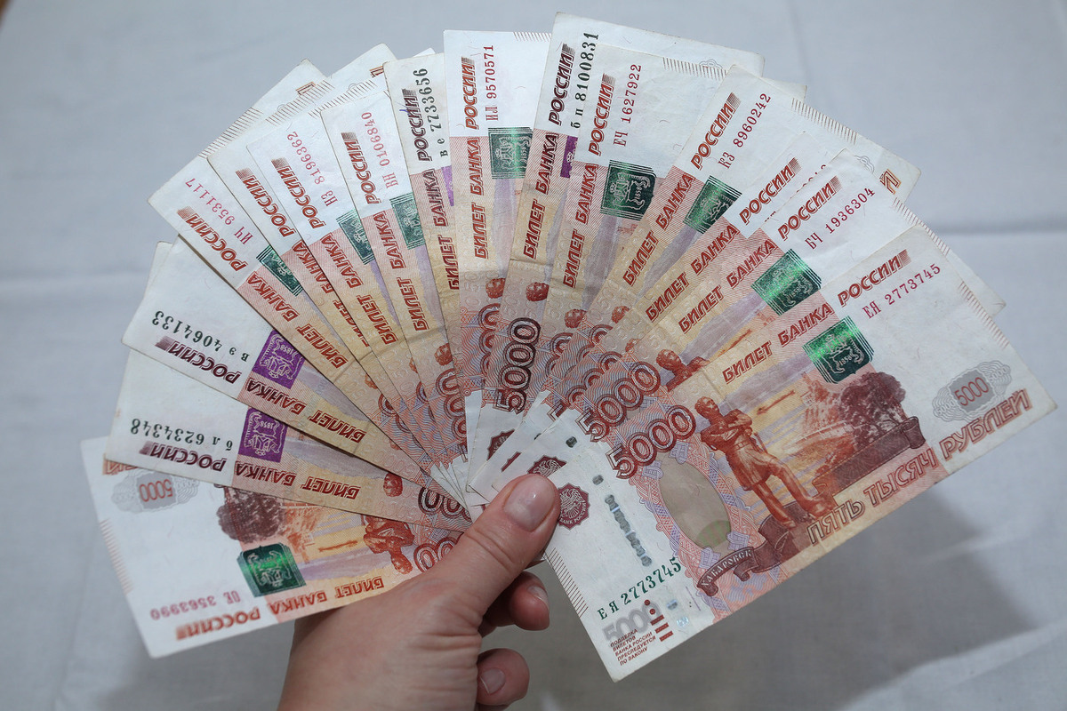 В России хотят поднять надбавку к&nbsp;пенсии на&nbsp;уход до&nbsp;уровня МРОТ