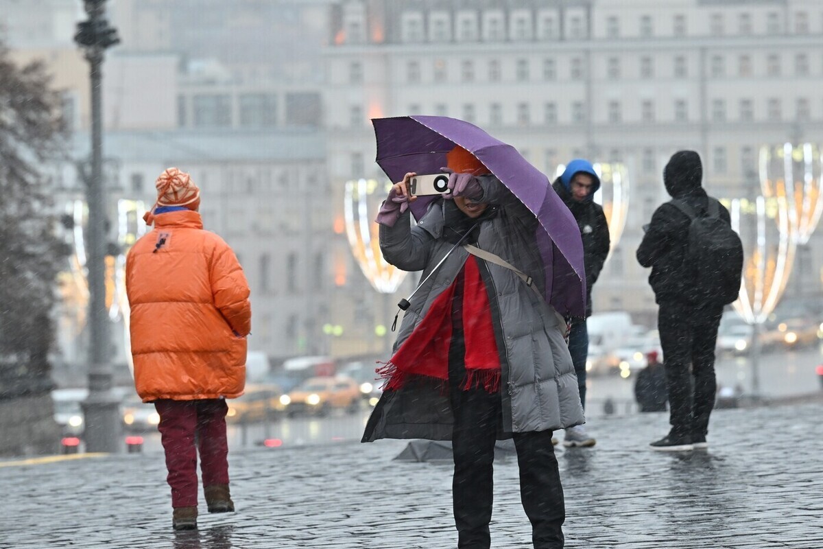 Мошенники начали пугать школьников видео с &laquo;военными ВСУ&raquo;