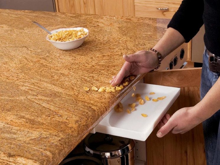 Совет жителям Калмыкии: завтра хлебные крошки скормите курам