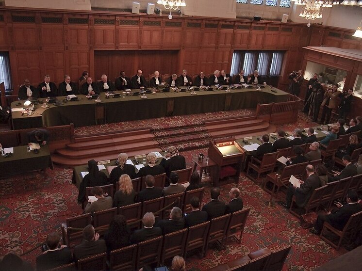 5 декабря Международный Суд ООН в Гааге принял к рассмотрению иск России к Украине с обвинением в нарушении Конвенции 1948 года о предупреждении геноцида