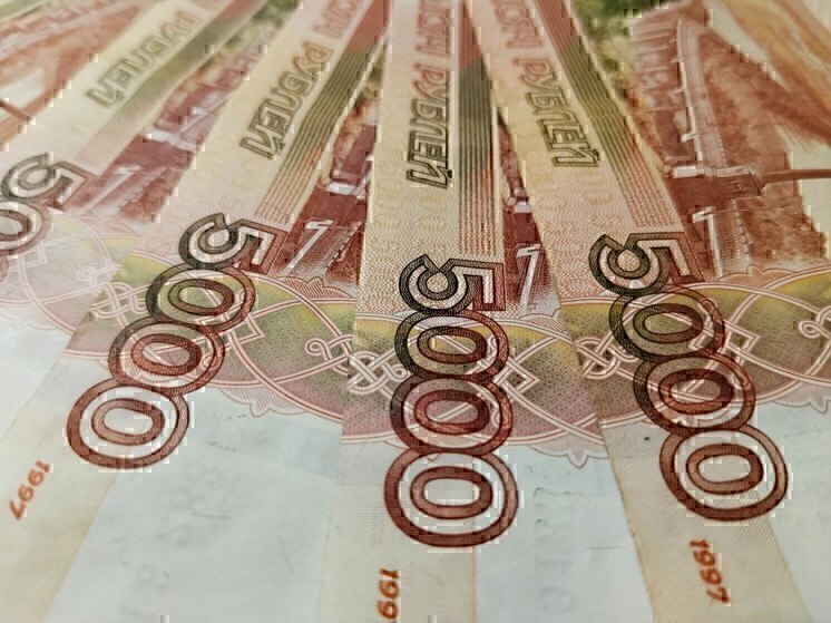 Гладков: правительство РФ выделило 5,2 млрд рублей на дороги региона