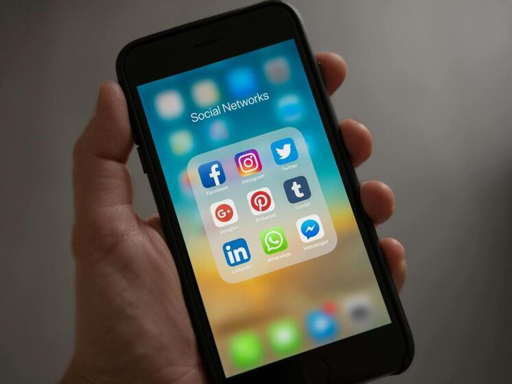 Эксперты обнаружили новый способ взлома WhatsApp через «невидимое» подключение