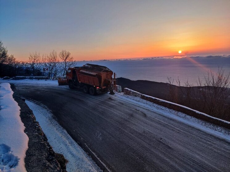 Дорога на плато Ай-Петри в Крыму перекрыта из-за непогоды