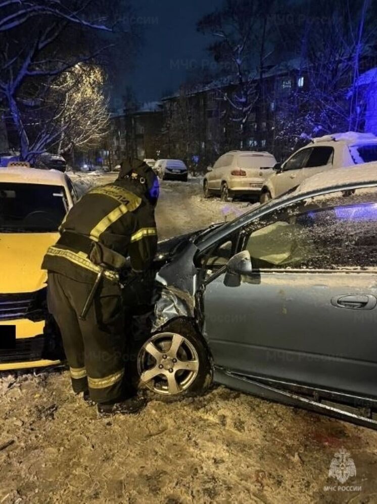 Несколько человек пострадали в ДТП на Знаменской в Калуге