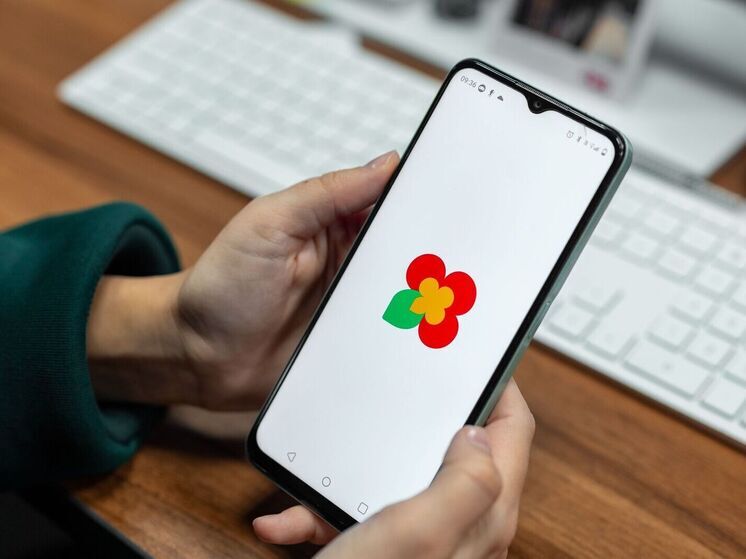 Картой «Морошка» пользуются уже 350 тысяч жителей Ямала. Юбилейным участником проекта стал житель Нового Уренгоя