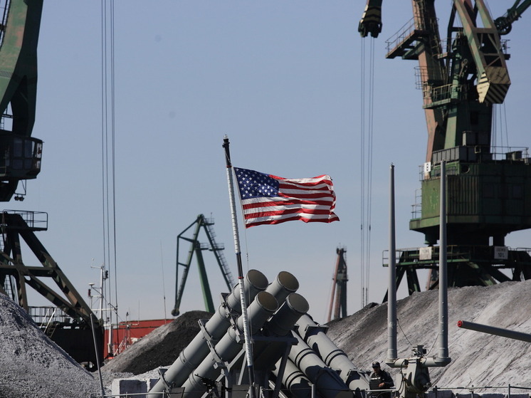 Политолог Самонкин: у США и НАТО разногласия из-за Венесуэлы и захвата танкера РФ Marinera