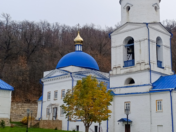 Протоиерей Бородин: Церковь отрицательно относится к любому виду гаданий