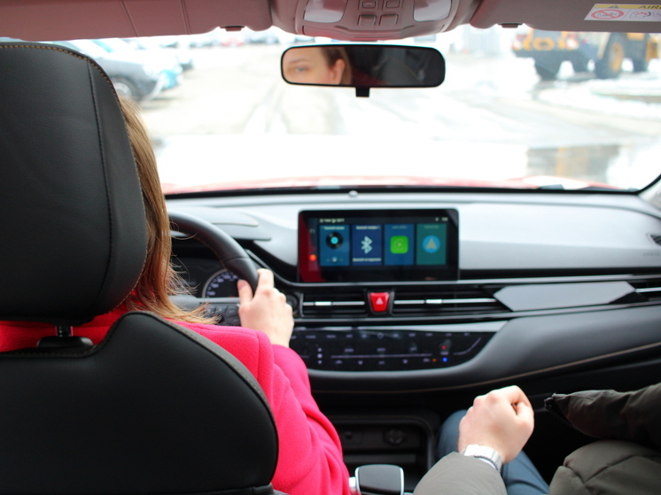 Омским водителям удвоят штрафы за нарушения правил по перевозке детей