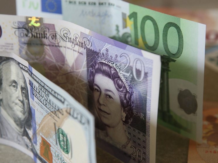 «Грабеж не удался» - так описал главное разочарование ушедшего 2025 года для стран Евросоюза политолог Юрий Баранчик