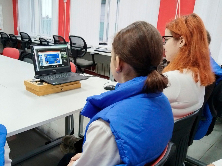 Школы Липецкой области и ДНР укрепляют дружбу через онлайн-встречи