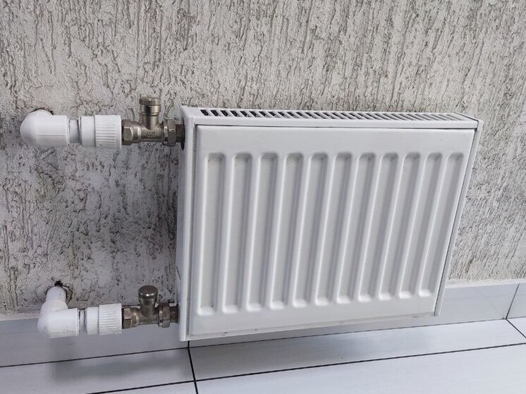 Слабое отопление довело пожилую петербурженку до дрожи в собственной квартире