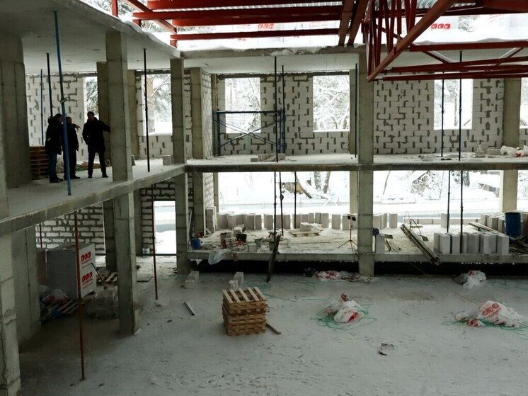 У строителей соцобъектов в Приозерском районе закончились каникулы