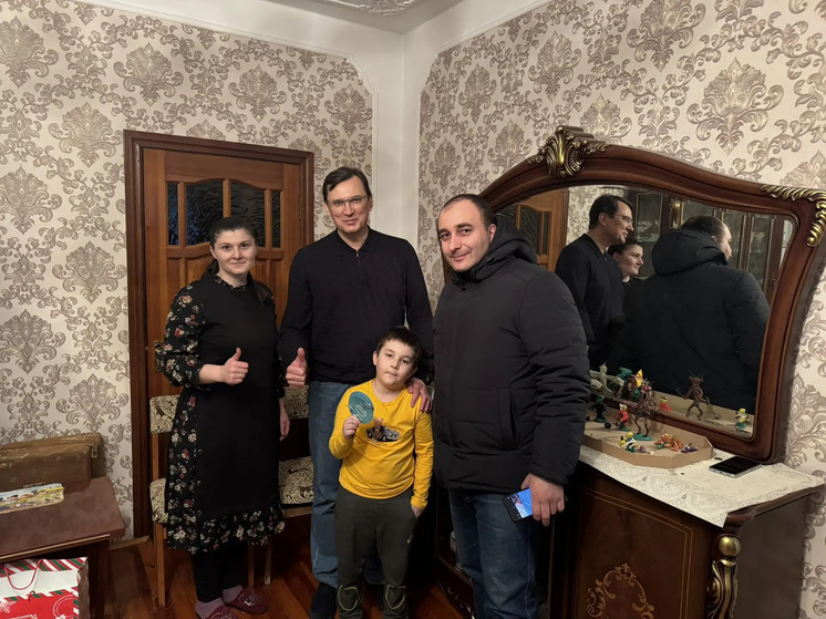 Мэр Евгений Моисеев исполнил желание юного кисловодчанина