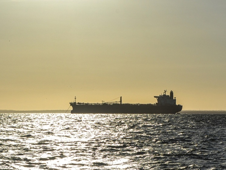 Беспилотники атаковали танкер в Черном море у берегов Турции