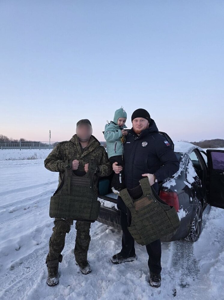 Орловским бойцам на Волчанское направление передали гуманитарную посылку