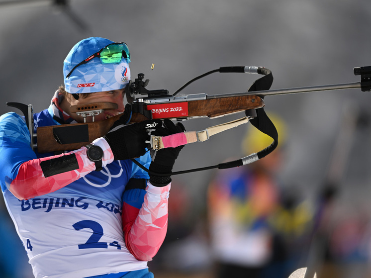 Лидер российского биатлона получает золото на «Ижевской винтовке»