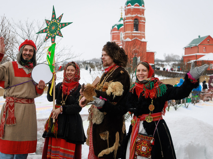 На тульском Куликовом поле отметили Рождество фестивалем и гуляньями