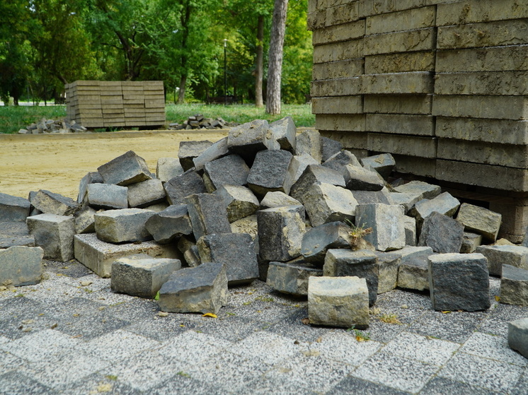 Более 130 общественных зон и дворов обновят в Крыму в 2026 году