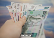 В любом случае, размер аванса составит примерно 27% от оклада, что связано с несколькими короткими рабочими днями в первой половине января, всего четыре дня. 