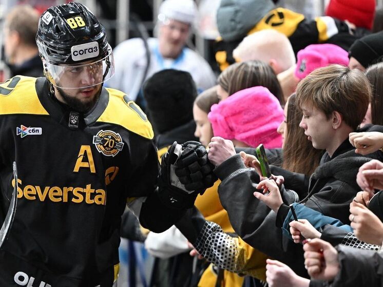 8 января 2026 года «Северсталь» в Череповце обыграла минское «Динамо» со счётом 4:3 в матче КХЛ. Победную шайбу забросил Давид Думбадзе. После игры тренер Андрей Козырев и игроки отметили упорство соперника и поддержку болельщиков. «Северсталь» занимает второе место в Западной конференции. Следующий матч — 10 января против «Торпедо».