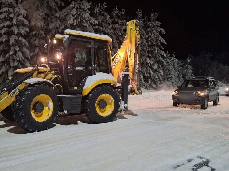 Нетрезвый экскаваторщик устроил ДТП на трассе под Белогорским