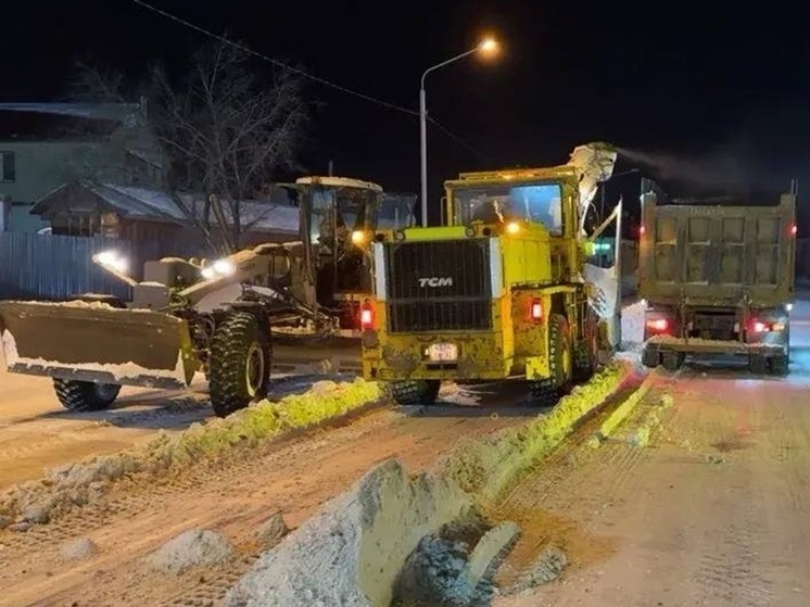 За сутки с улиц Южно-Сахалинска вывезено 35 тысяч кубов снега