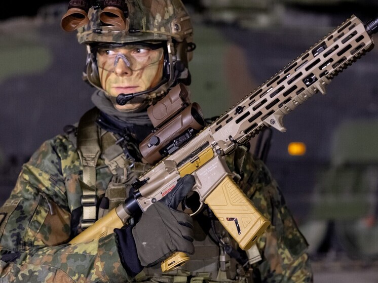 Spiegel: министр обороны Германии Писториус планирует привлечь в бундесвер 20 тысяч добровольцев