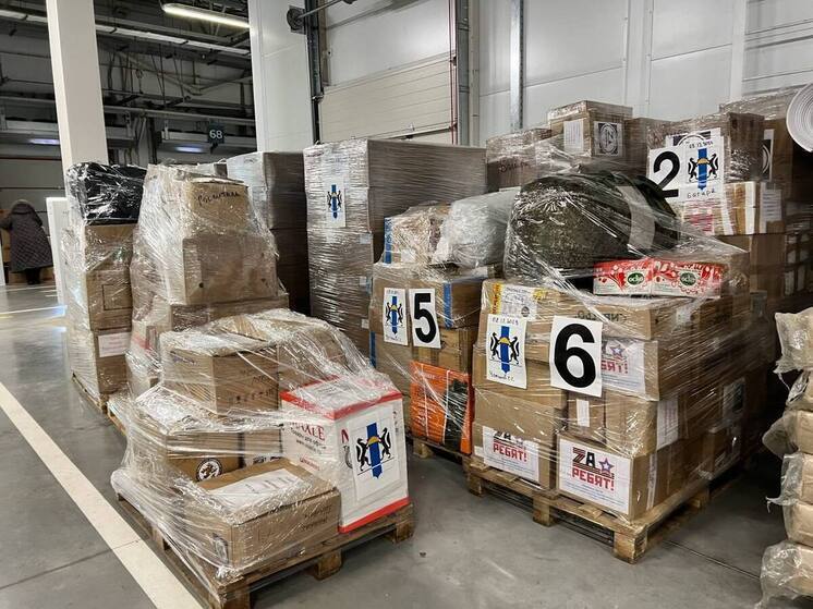 Новосибирская область отправила защитникам 450 грузовиков помощи