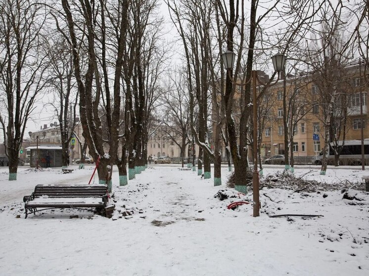 В Ставрополе продолжается благоустройство нового сквера у лицея №8