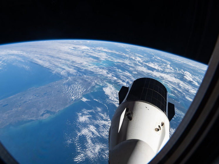 Экипаж НАСА совершит редкое досрочное возвращение на Землю после проблем возникновения со здоровьем в космосе