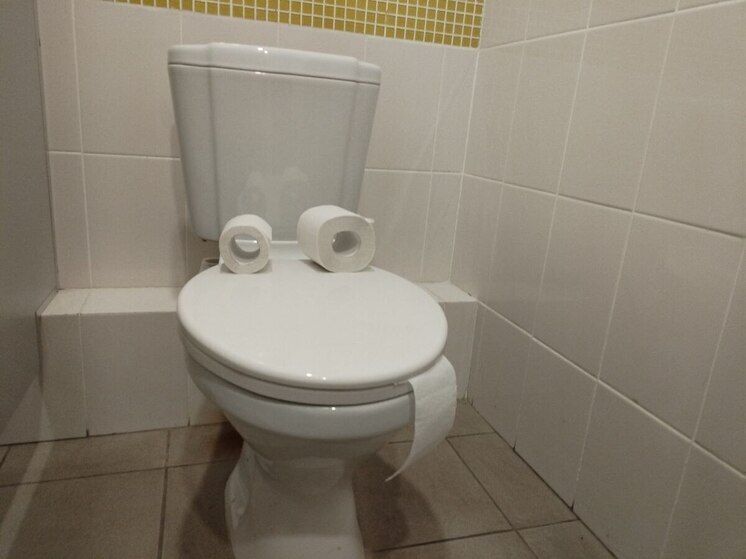 Уровень сточных вод в колодце на Арцеуловской аллее снизился