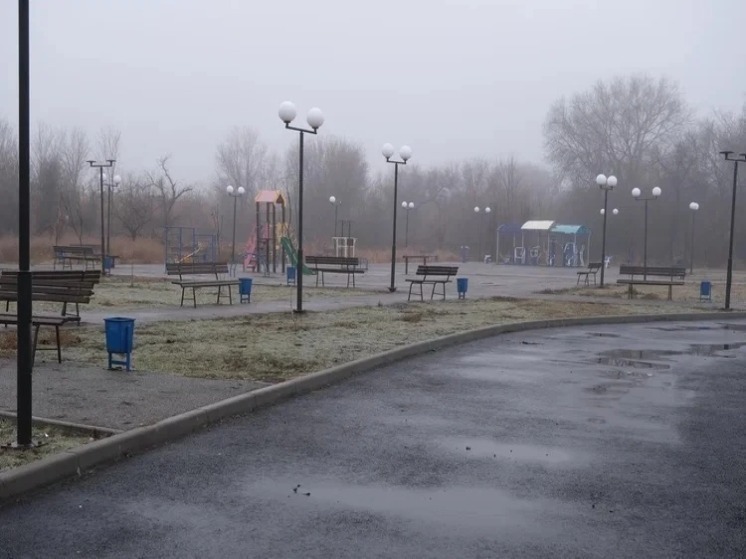 В астраханском селе благоустроили парк и обновят детскую площадку