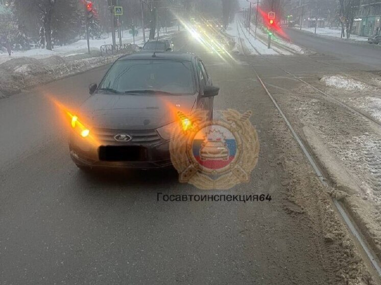 На "Радуге" автомобиль едва не убил женщину